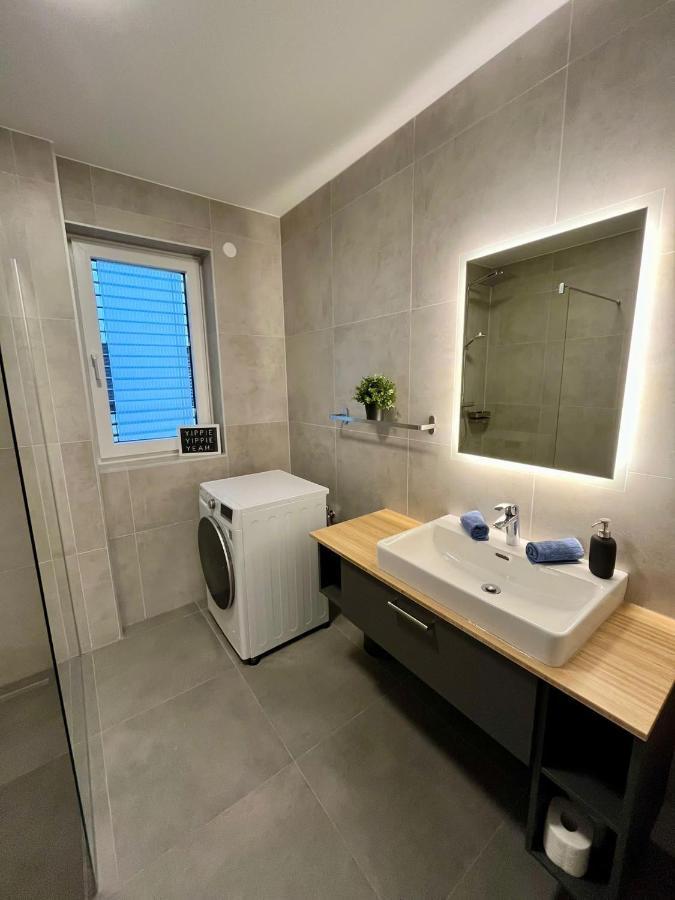 Ferienwohnung Mit Seeblick - Ossiacher See Gerlitzen Sattendorf Esterno foto